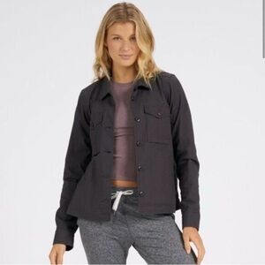 Vuori Ripstop Utility Women’s Large Utility Collared Button Jacket